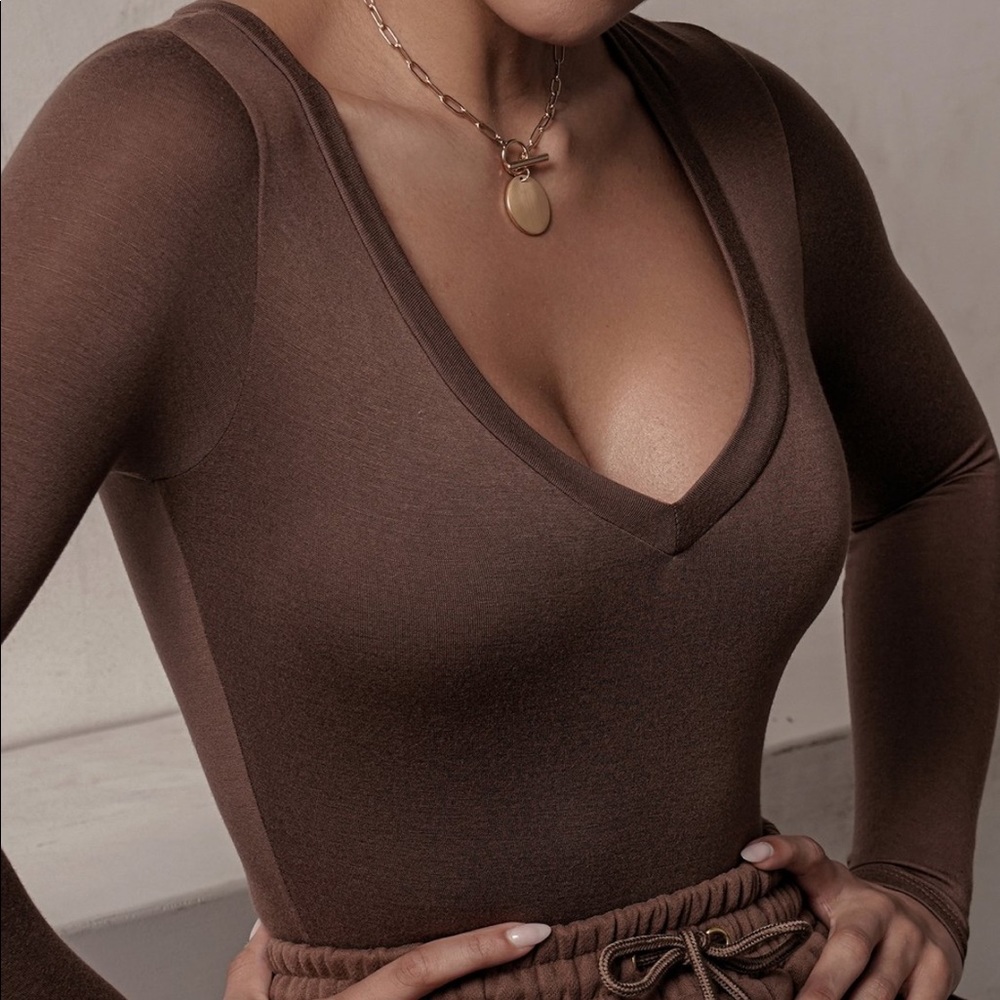 Basic cocoa bodysuit